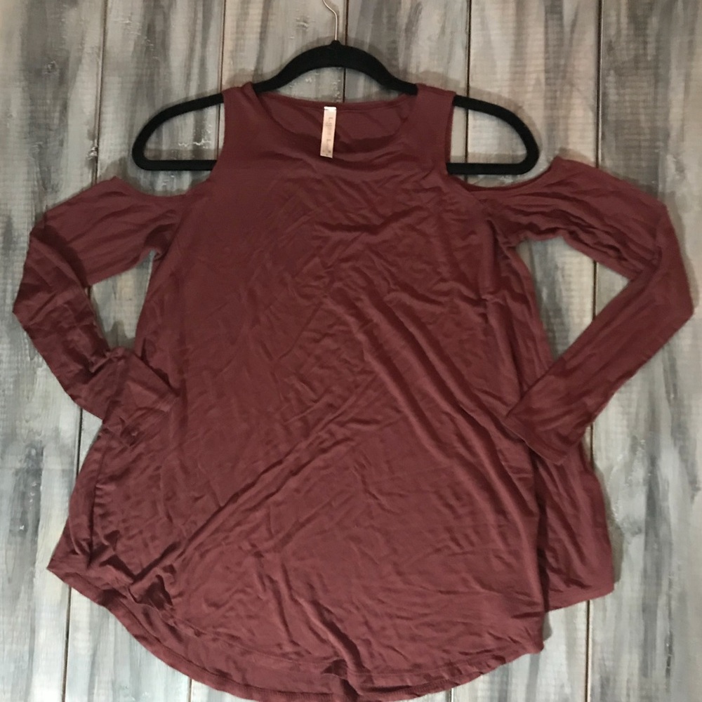 Burgundy Cold Shoulder Long Sleeve Top Size S - Picture 2 of 3